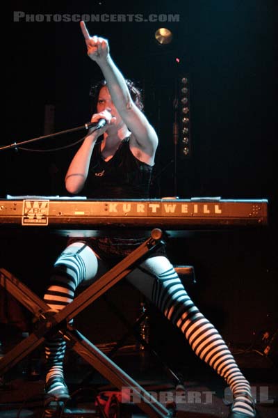 THE DRESDEN DOLLS - 2005-06-21 - PARIS - Nouveau Casino - 